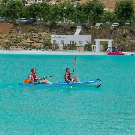 Apartment Al-1003 In Alcazaba Lagoon *