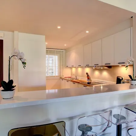 Apartment Al-1003 In Alcazaba Lagoon *
